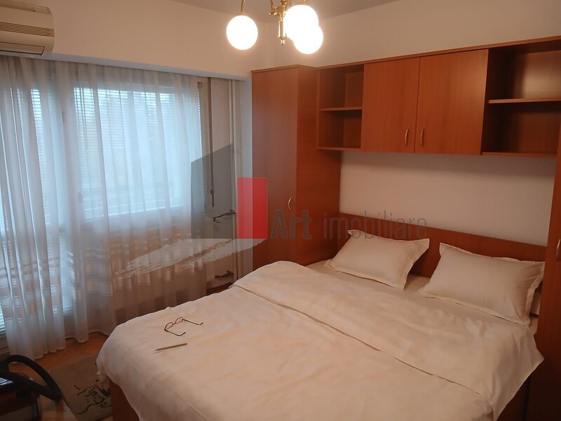 Decebal Inchiriere 3 Camere